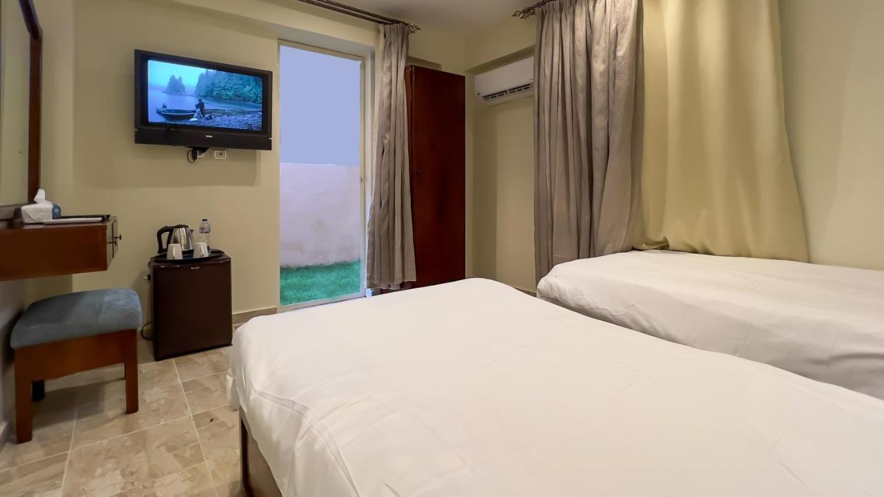 Pyramids Glory Inn Kafret el-Gabal Екстериор снимка