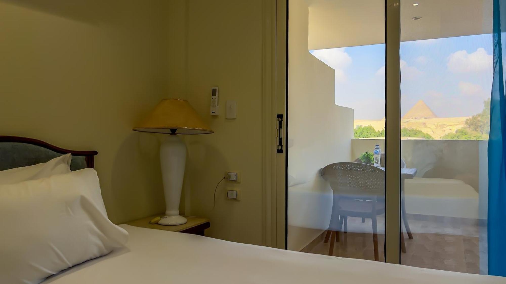 Pyramids Glory Inn Kafret el-Gabal Екстериор снимка